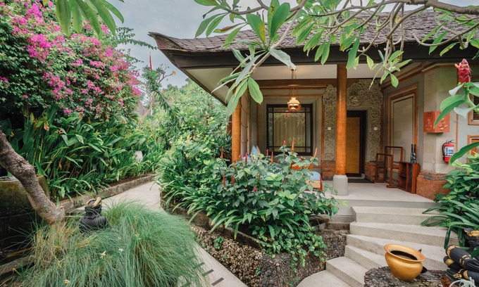 Downtown Kuta Hotel | Kuta Seaview Beach Resort