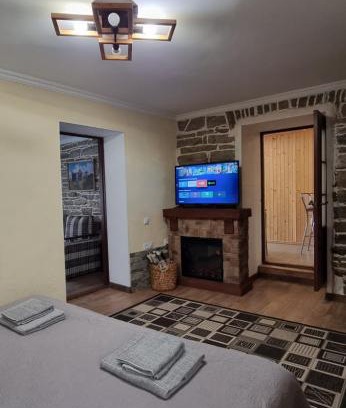 Kamenets-Podol'skiy Apartment | Kvartura z dvorukom