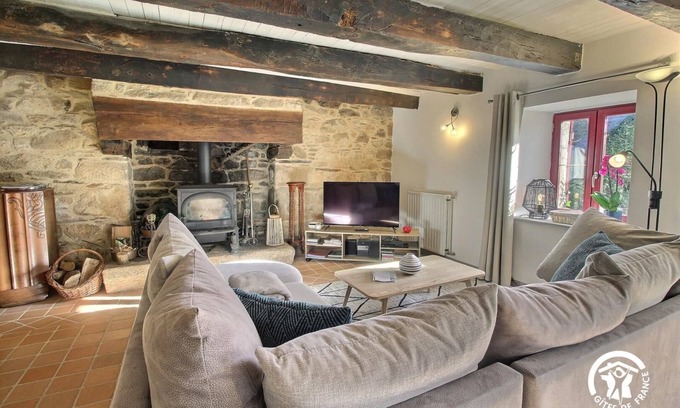 Plumeliau House | Léontine - PLUMELIAU - Gîte