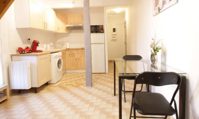 Arpajon Apartment | L'Arpajonnais 4 Cozy Hyper Center 5min N20