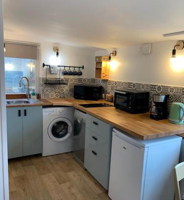 Fleury-sur-Orne Apartment | L 'Azuleja