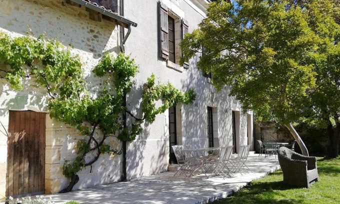 Brantome-en-Perigord Bed & Breakfast | L'escapade