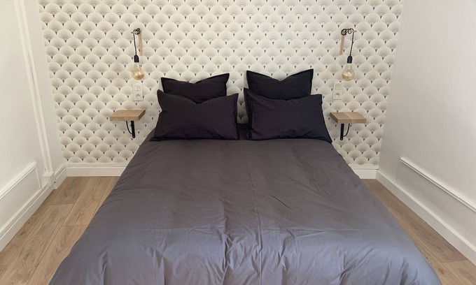 Saumur House | "L'ESCAPADE" house downtown Saumur with terrace