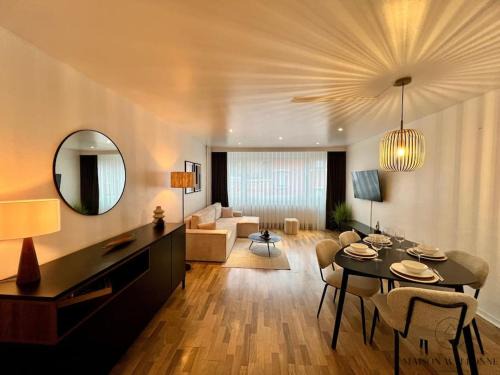 Saint-Laurent Apartment | L'Havre luxueux de la cité Ardente - Central