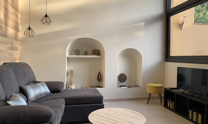 Navata House | L'Heura - House on the Costa Brava - Figueres - Besalú.