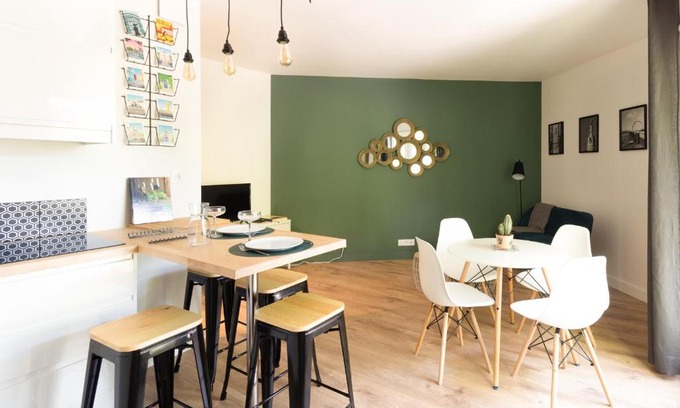 Dobree-Bon Port Apartment | L'Instant Nantais by Cocoonr