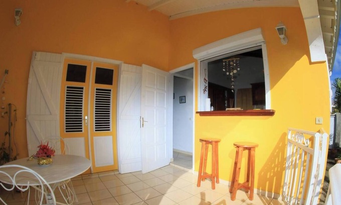 Basse-Terre House | LA BELLE CREOLE