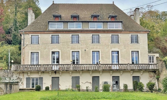 Brienne House | La Casa Do - A haven of peace on the water's edge