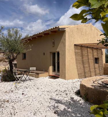 Noto House | La casetta La Vita in land