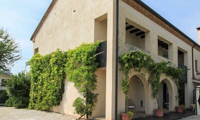 Cimadolmo Villa | La Castellana near Treviso Venice and Prosecco Hill with private pool