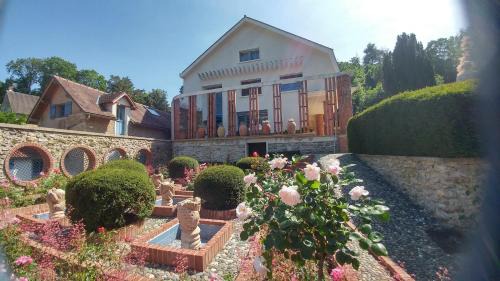 Droue-sur-Drouette Bed & Breakfast | La Closerie