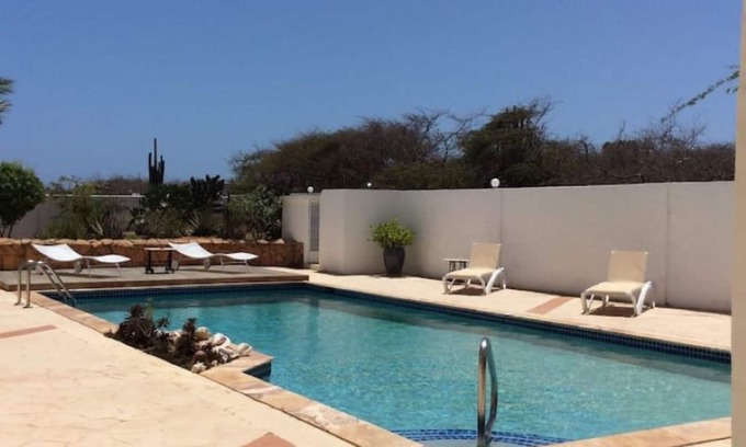 Malmok Apartment | La Dolce Vita Apartments,elegant two bedroom 2 minutes drive from Arashi Beach