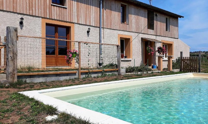Vendranges Bed & Breakfast | La ferme du Bouton d'Or