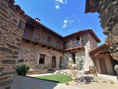 Ferreras de Arriba House | La Fontica