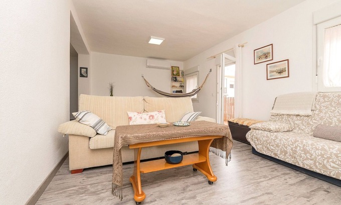 San Fernando Apartment | La IsleÑa - Apartment In San Fernando. Free Wifi