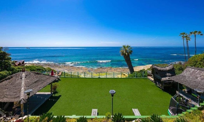 La Jolla House | La Jolla Suite & Beach Access