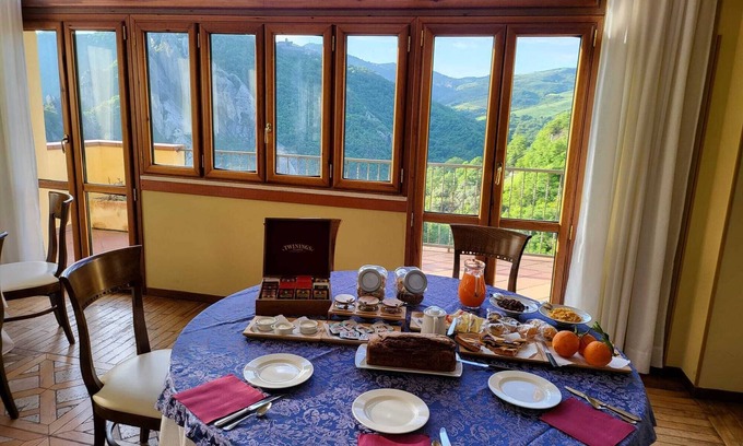 Castelmezzano Hotel | La Locanda di Castromediano