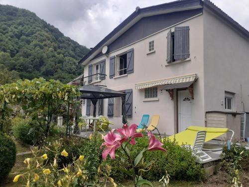 Ustou House | la maison blanche