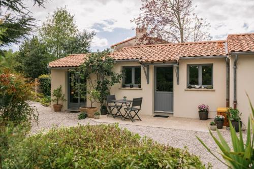 Le Loroux-Bottereau House | La Maison de Dom