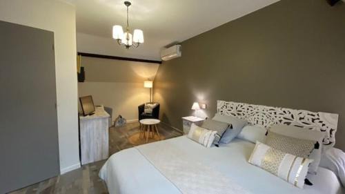 Poce-sur-Cisse Bed & Breakfast | LA MAISON DE TRIBOULET Chambres et table d'hôtes -Amboise-