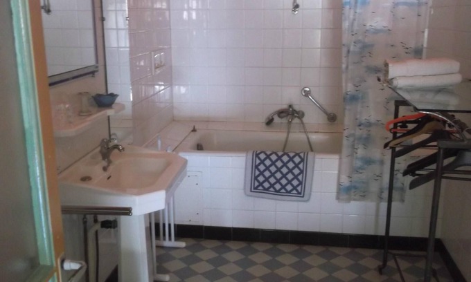 Ferrals-les-Corbieres House | LA MAISON DE JOSEPHA CHAMBRE PREMIERE MOISSON