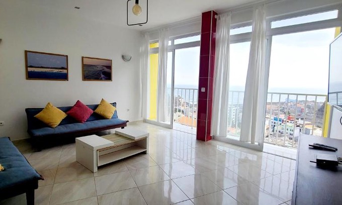 Ribeira Grande Apartment | LA MENOR
