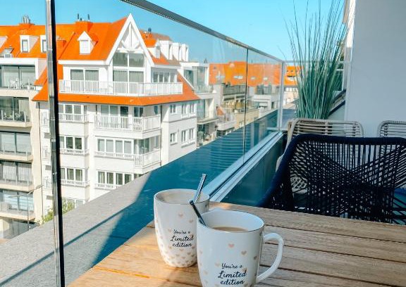 Knokke Apartment | la MERéMOI - Duplex Knokke with balcony and free parking