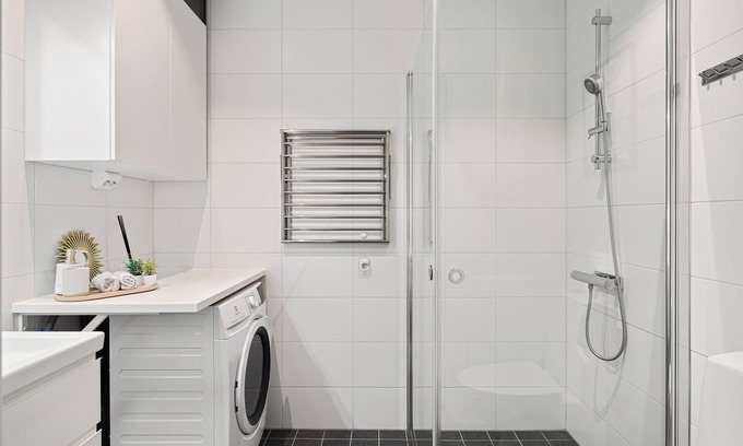 Jakobsberg Apartment | La Nordic Chic with free parking near outlet