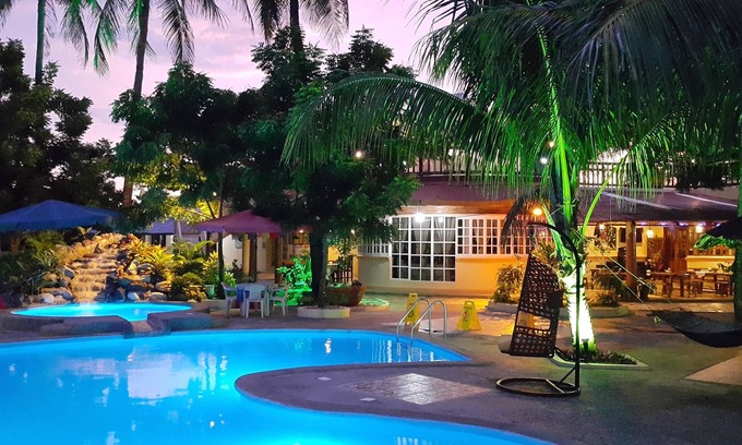 Patnongon Hotel | La Parola Orchids Beach Resort