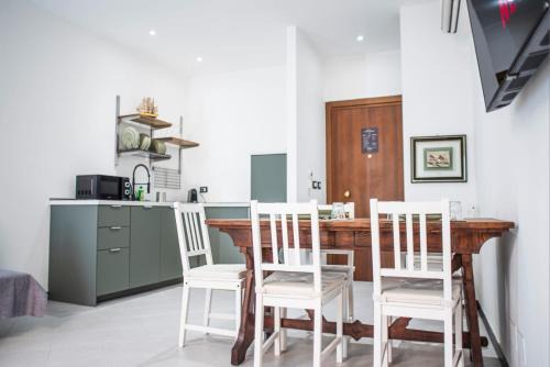 Pre Apartment | La Pinta Apartment tra Mare e tracce di Storia