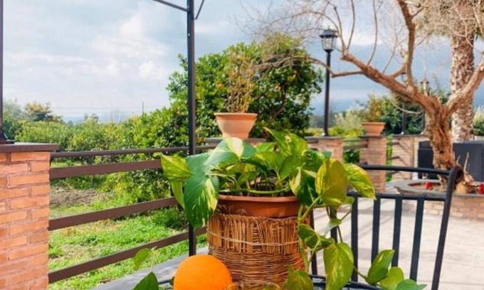 Chianchitta-Trappitello Bed & Breakfast | La Pomelia B&b Sofia - 1