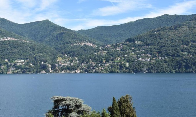 Carate Urio Apartment | La Resilienza, apartment with view, Carate Urio