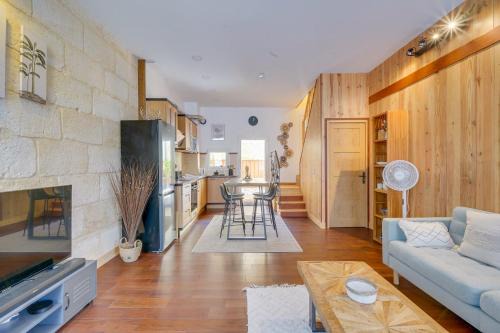 Lormont Apartment | La Riveraine - Belle maison à 20 min de Bordeaux