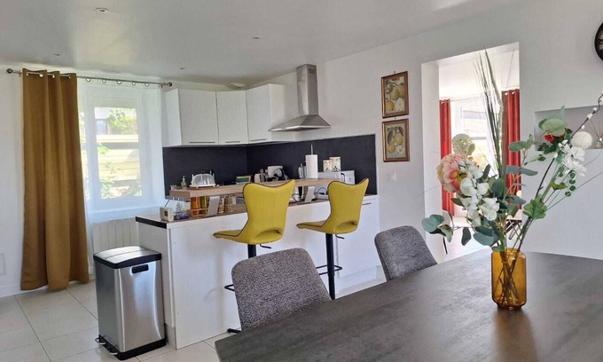 La Grande-Paroisse House | La Rochoise 1 hour from PARIS