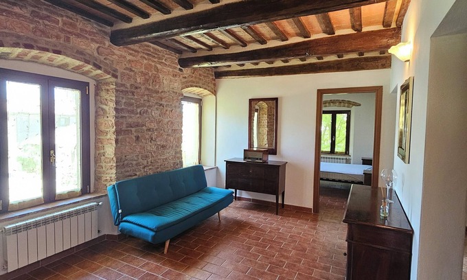 Fossato di Vico House | La Rosa dei Venti - Maestrale [Country House]