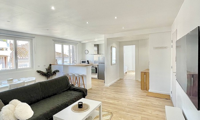 Toulon Apartment | La Suite du Las - 73m2 - Fibre