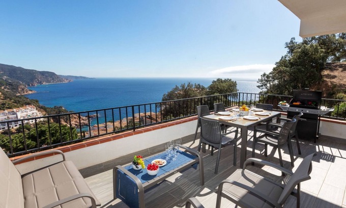 Salionc Apartment | La Terraza by Interhome