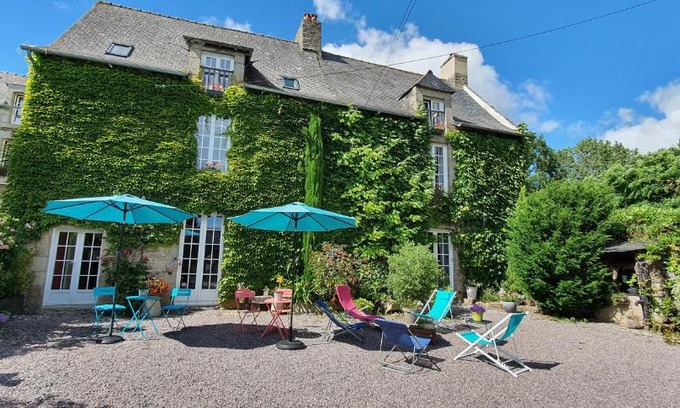 Taden House | La Vallée du Launay