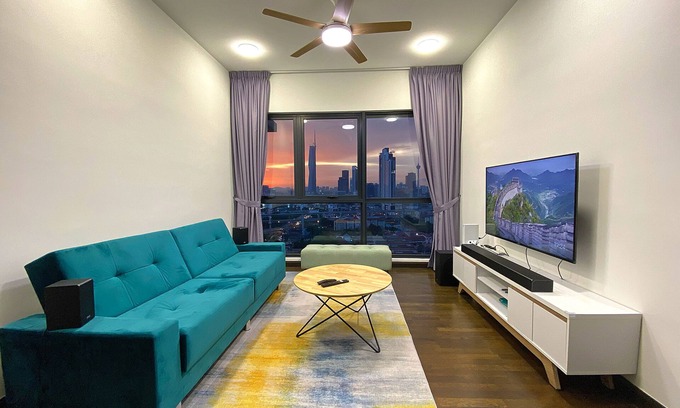 Maluri Apartment | LaGente Comfy Stay @ Sunway Velocity - KL City View