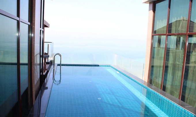 Budaiya Hotel | Lagoona Beach Luxury Resort and Spa