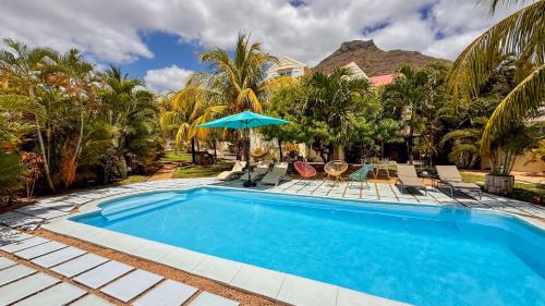 Tamarin Apartment | LAKAZ DEL SOL - Elegant apartments with luxurious garden, pool and barbecue area - Tourism Permit Certified