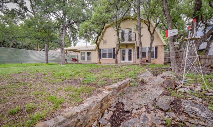 Brownwood House | Lake Brownwood Home with Private Boat Dock!