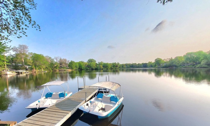 Fridley House | Lake Retreat, Year Round Hot Tub, Pool Table, Pedal Boat