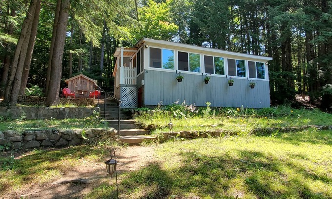 Newbury Cottage | Lake Todd Waterfront Cottage