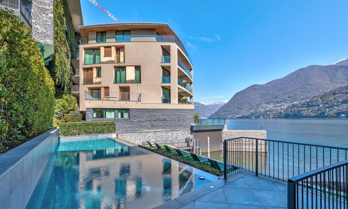 Laglio Apartment | [Lakefront Apartment]