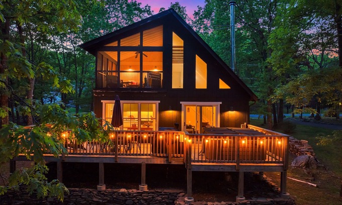 Pocono Mountain Lake House | Lakefront, Indoor Pool, Pvt Hot Tub, Pickleball Games, Fireplace