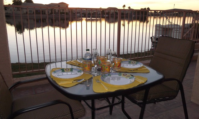 Starfire Bay House | Lakefront Villa , pool & views!