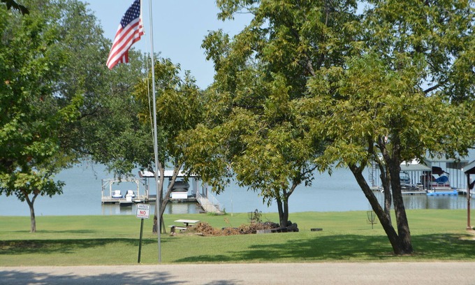 Weston House | Lakeview and direct access Boat Dock Lake Lewisville - Frisco/Little Elmn