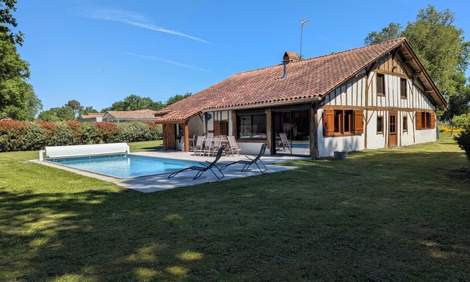 Sabres House | Landes house in Sabres