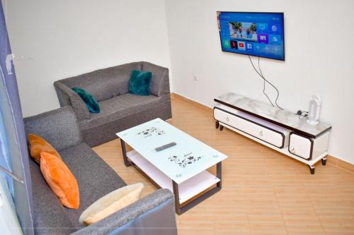 Wang'uru Apartment | Landies Home